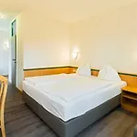 Motel Baden 3*