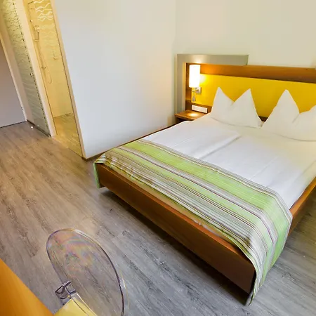 Motel Baden モーテル
