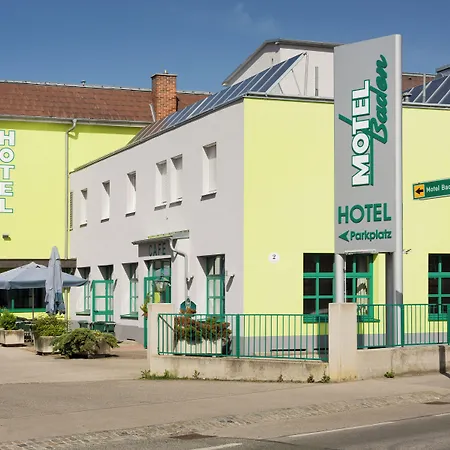 モーテル Motel Baden 3*